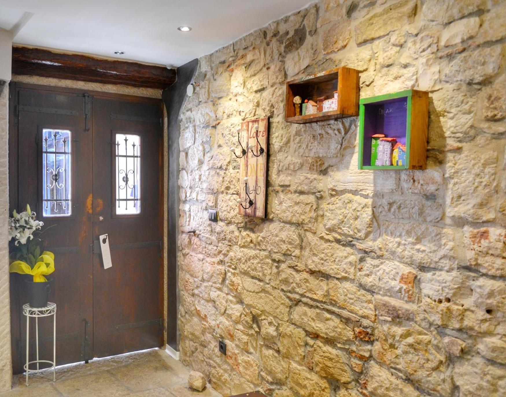 Studio Apartman Eleven Rovinj Exterior foto