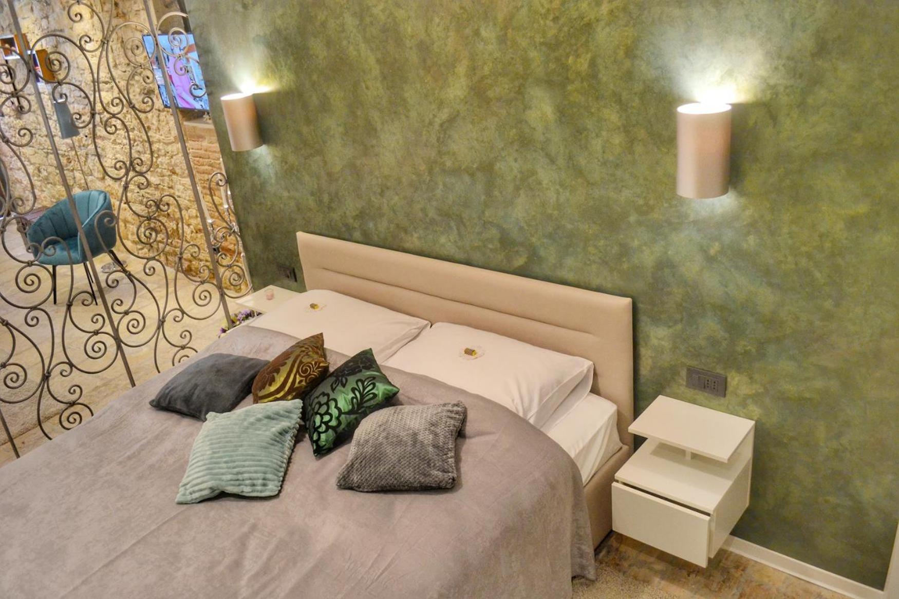 Studio Apartman Eleven Rovinj Exterior foto