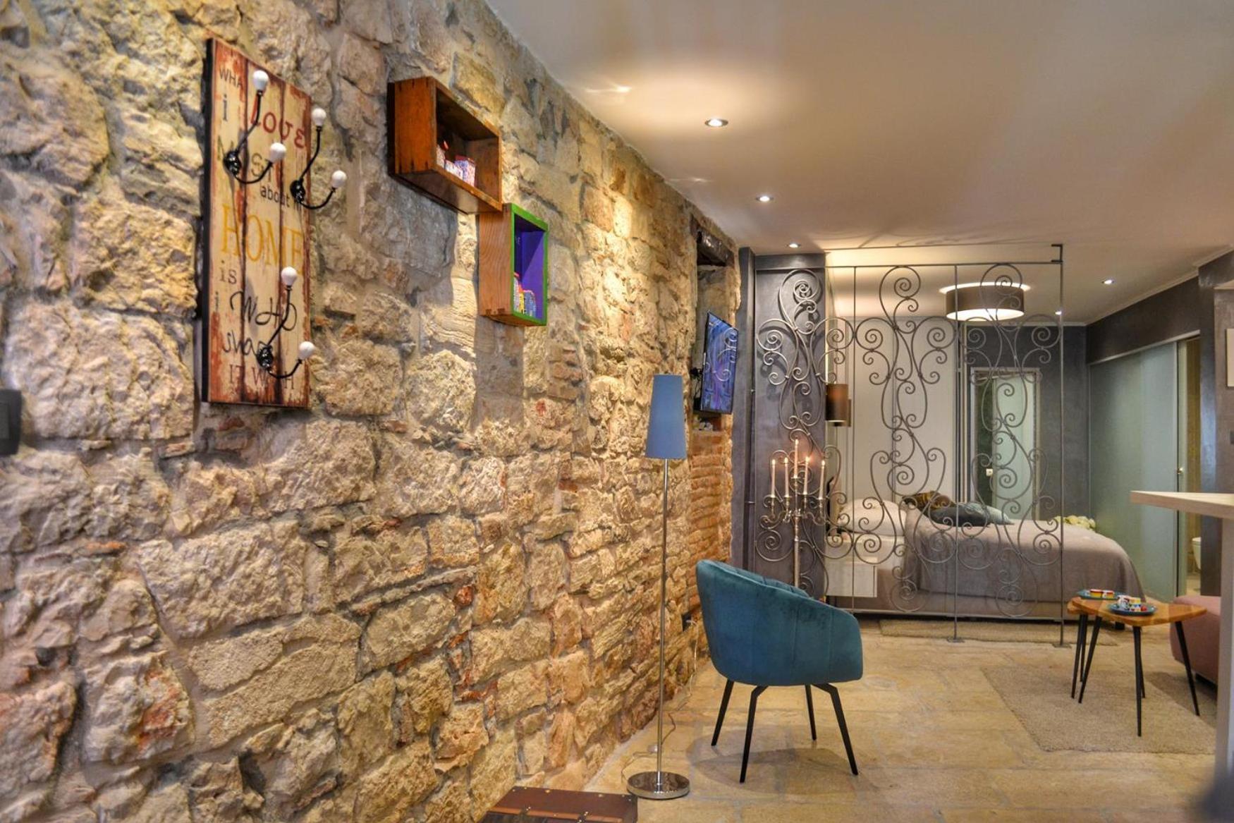 Studio Apartman Eleven Rovinj Exterior foto